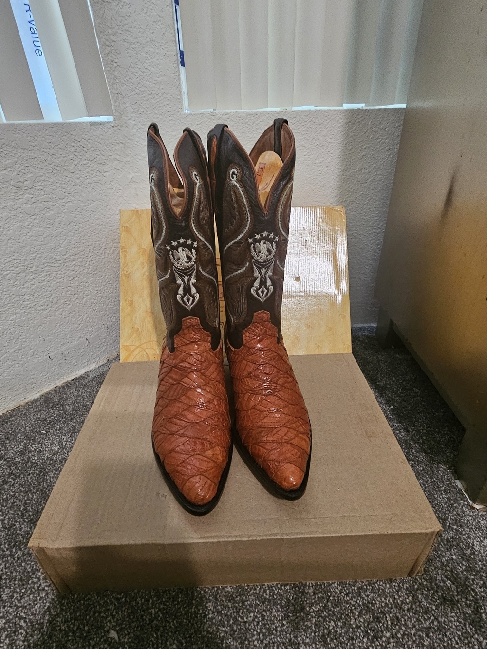 Men's EL GENERAL Exotic caiman leather Brown  Western Cowboy Boots